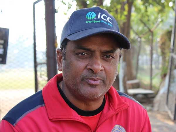 ధోనీని కెప్టెన్ చేసింది రాజే...