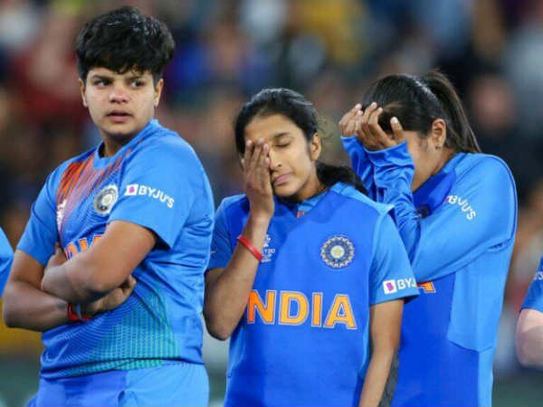 షెఫాలీని నిందించలేం: