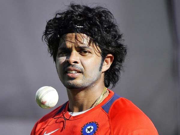 నా బెస్ట్ కెప్టెన్, బౌలర్..