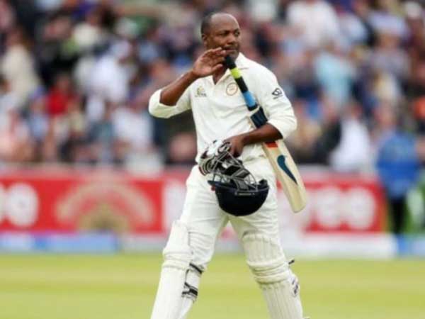 అన్వర్, లారాలు అత్యుత్తమ బ్యాట్స్‌మన్‌: