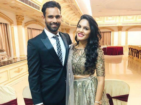 పెద్దల అంగీకారంతో పెళ్లి: