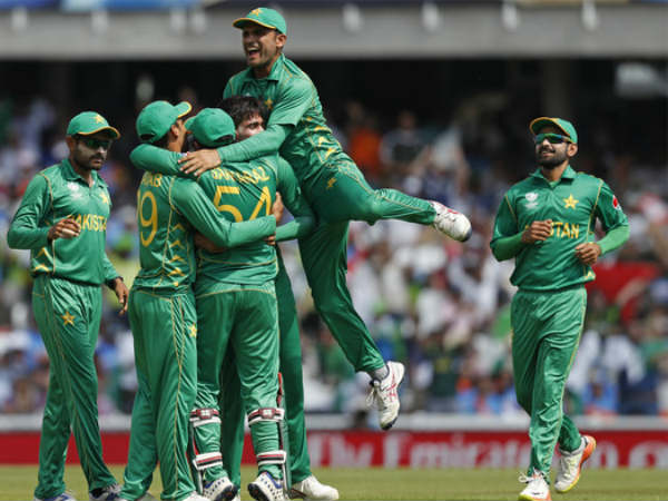 2006లో పాకిస్థాన్‌లో పర్యటించిన భారత్: