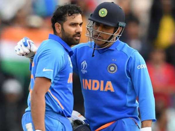 ధోనీ ప్రయత్నం..