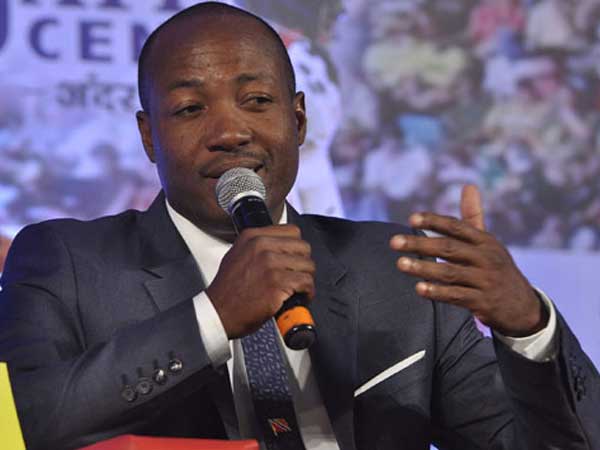 హ్యాట్రిక్ సిక్సర్లు