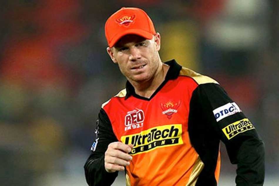 David Warner Dances To Mahesh Babus Song Again, Admits Wife Candice Kills Me With Moves David Warner Dances To Mahesh Babus Song Again, Admits Wife Candice Kills Me With Moves
