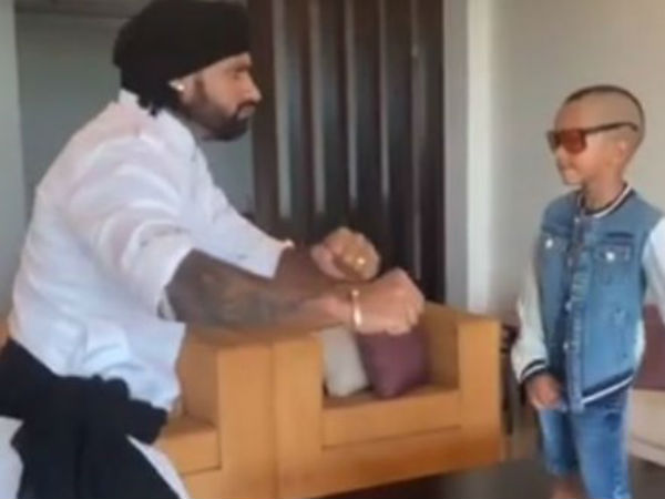 తండ్రీ కొడుకులు..