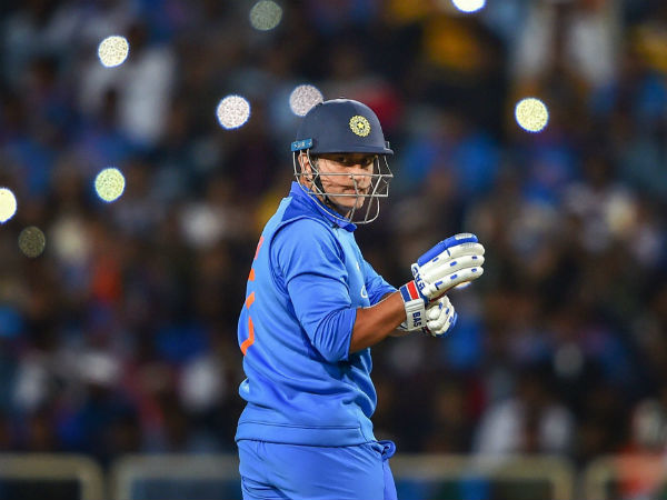 మూడు ఐసీసీ టోర్నీలు గెలిచిన ఏకైక కెప్టెన్‌: