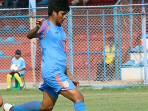 పోలీస్‌గా తొలి మహిళా ప్లేయర్