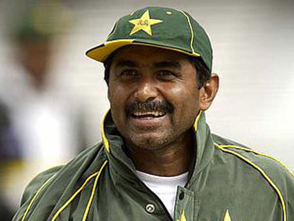 మియాందాద్ తీవ్రంగా ప్రయత్నించాడు