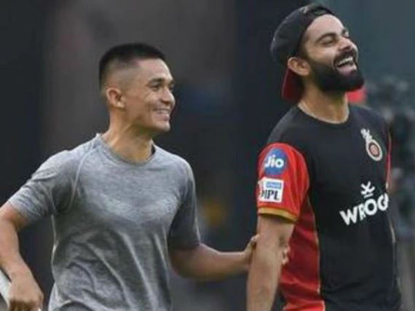 టికెట్ లేకుండా..