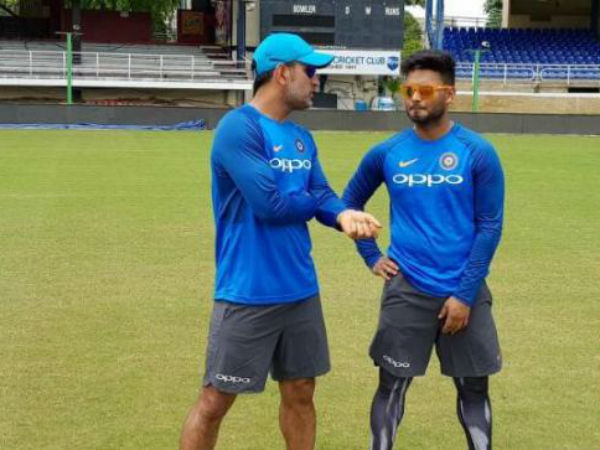 ధోనీ స‌ల‌హాలు ఇస్తాడు కానీ: