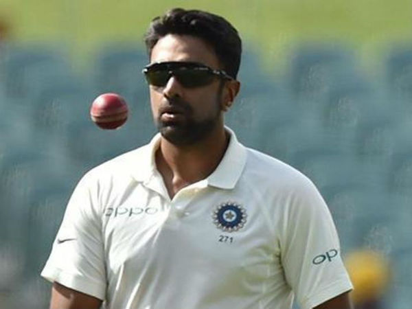 అశ్విన్ బెస్ట్ స్పిన్నర్..