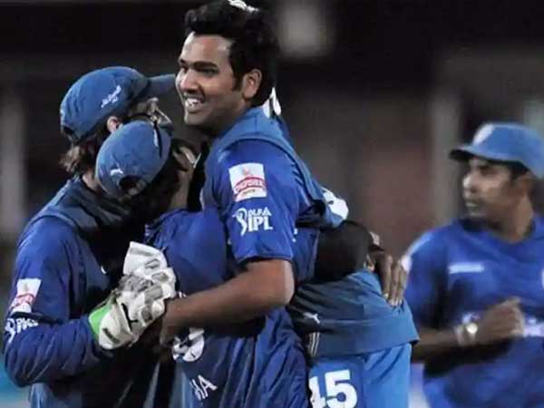 తొలి బంతికే డుమినీ ఔట్: