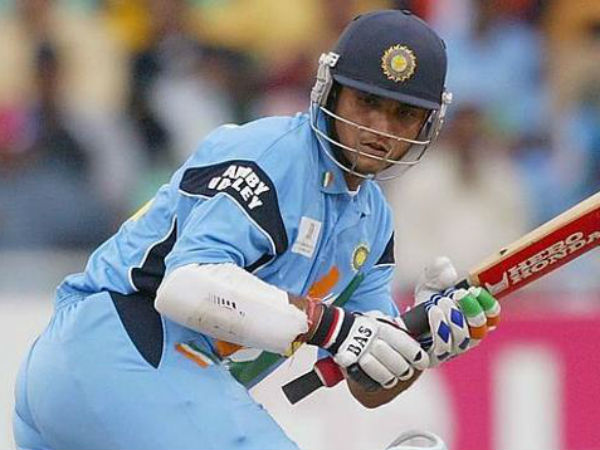 సౌరవ్ దూకుడుగా ఉంటాడు..