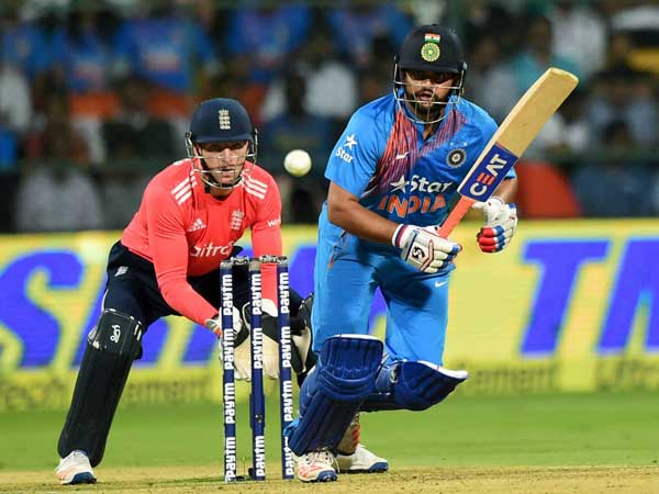 రైనా ఆశలపై కరోనా నీళ్లు