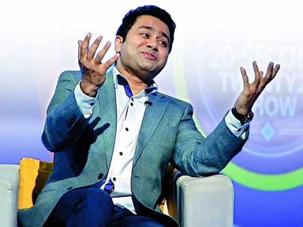 'పాకీ' అని పిలిచారు