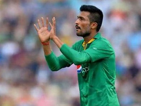 అమిర్, సోహైల్ దూరం..