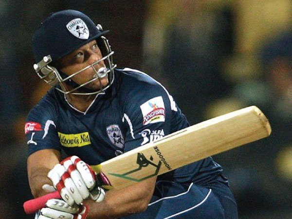 రూ. 5.4 కోట్లకి కొనుగోలు