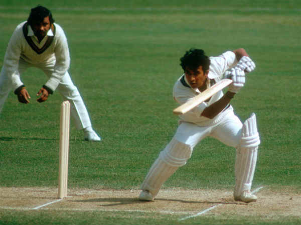 అరంగేట్ర సిరీస్‌లోనే.. 