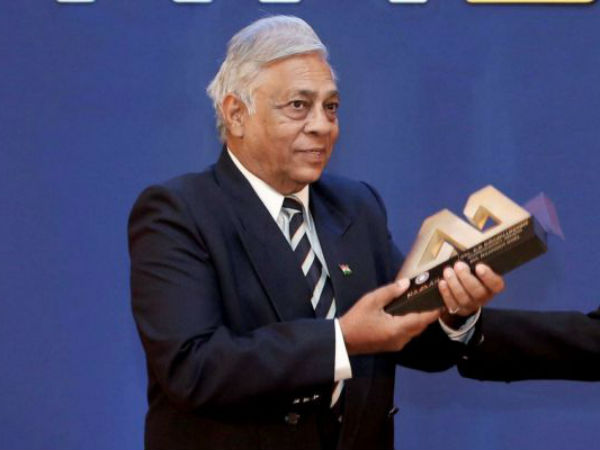 బేడీతో దక్కని అవకాశం..