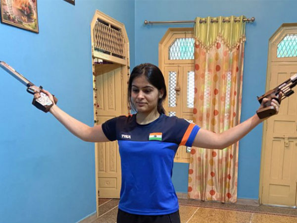 ఇతర వ్యాపకాలతో బిజీబిజీ: