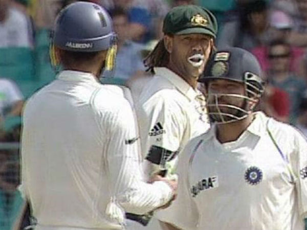 జాతివివక్ష వ్యాఖ్యలు