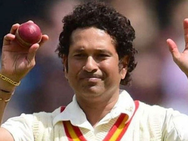 కావాల్సినట్లు బాల్ వేయవచ్చు..