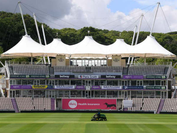 సర్వత్రా ఆసక్తి: