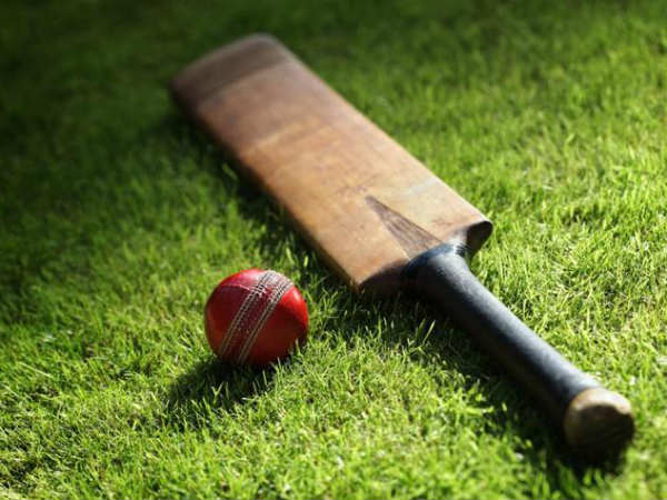 కార్పోరేట్ కంపెనీలు ఆదుకోవాలి..