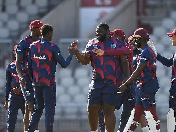  ఇదేలా భిన్నమో చెప్పాలి..