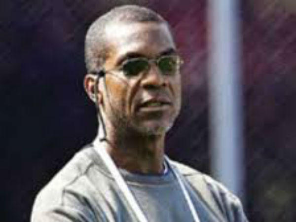 కార్లలో ఎందుకు..?