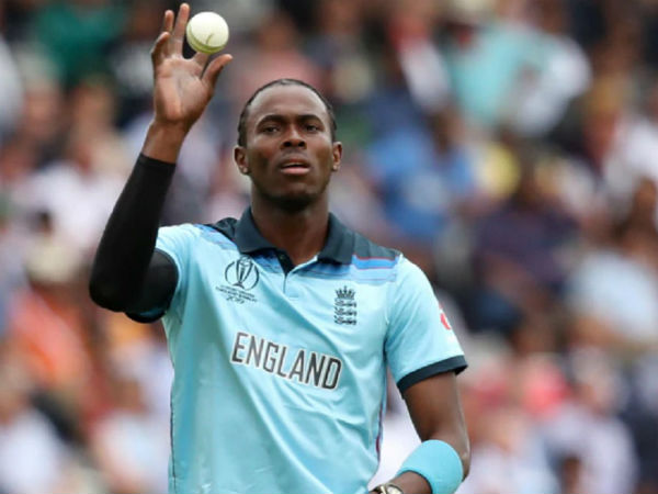 తనపై చేసిన వర్ణ వివక్ష