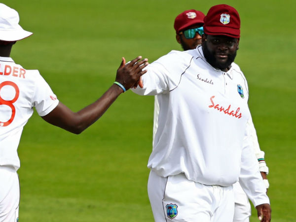 కార్న్వాల్ సూపర్ క్యాచ్: కార్న్వాల్ సూపర్ క్యాచ్: