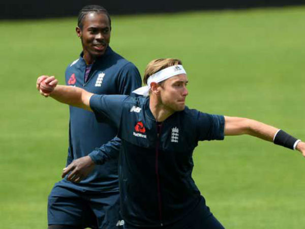 ఎదురుచూస్తున్న అభిమానులు: