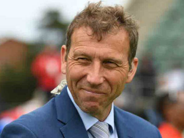 వార్న్‌ బ్యాటింగ్‌ శైలి అనుకరించడంవల్లే: