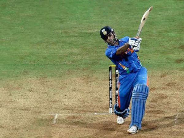  చిరస్మరణీయ సిక్స్‌‌తో..