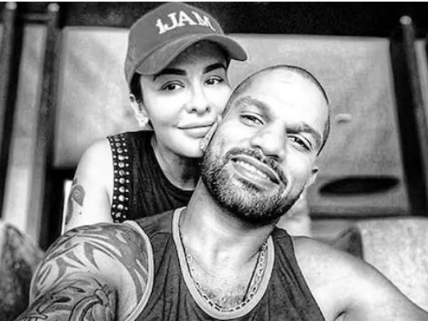 పిల్లలకు క్రికెట్ కిట్లు: