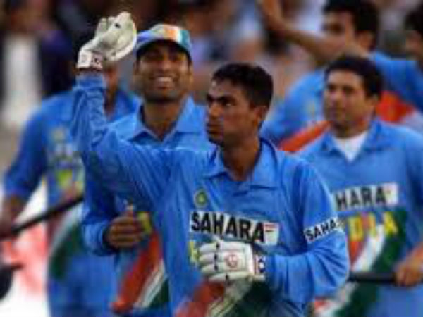 లవ్లీ ఫొటోలు మిత్రమా.. 