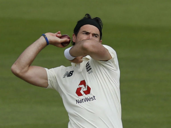 600 వికెట్లు: