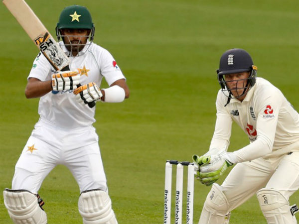 చేజారిన క్యాచ్లు.. చేజారిన క్యాచ్లు..