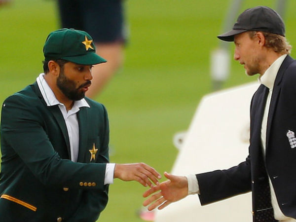 టాస్ టైమ్‌లోనే: