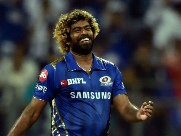 టీ20ల్లో 100 వికెట్ల మైలురాయి: