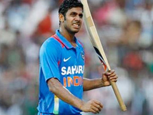 ఖాళీ ఉన్నా.. ఆడే అవకాశం ఇవ్వలేదు: