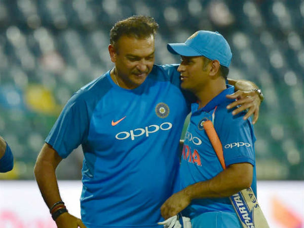 ధోనీ ఘనతలు లెక్కకు మించి: