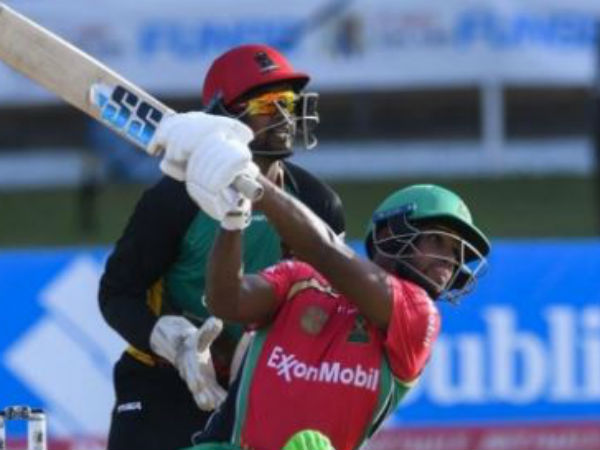 హ్యాట్రిక్‌ సిక్స్‌లతో సెంచరీ: