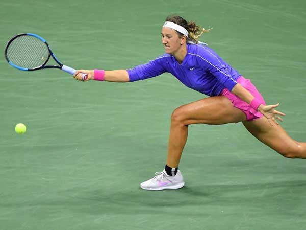 అజరెంకా అదరహో..