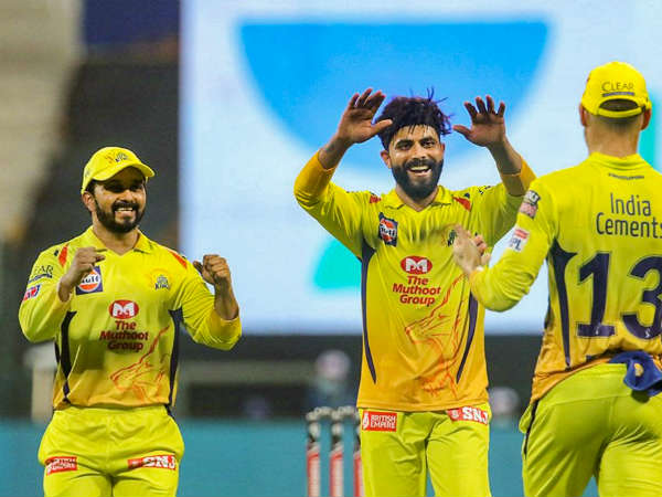 సిక్సర్ల ఖాతా తెరిచిన సౌరభ్ తివారీ..