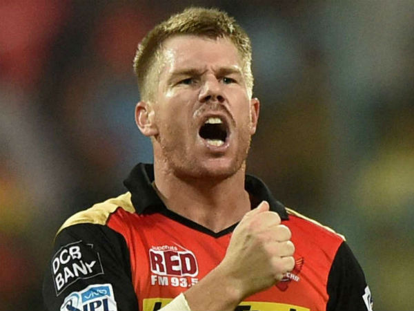 బాల్‌ టాంపరింగ్‌ ఆరోపణలతో: