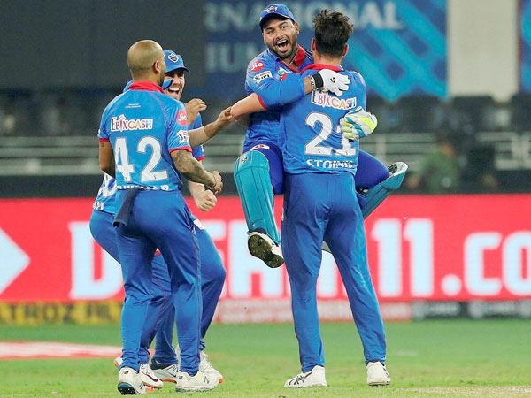 అటు స్టోయినీస్..ఇటు మయాంక్