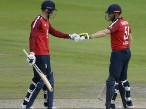 మలాన్ అర్ధ సెంచరీ: